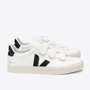 VEJA V-Lock Velcro Leather Sneaker